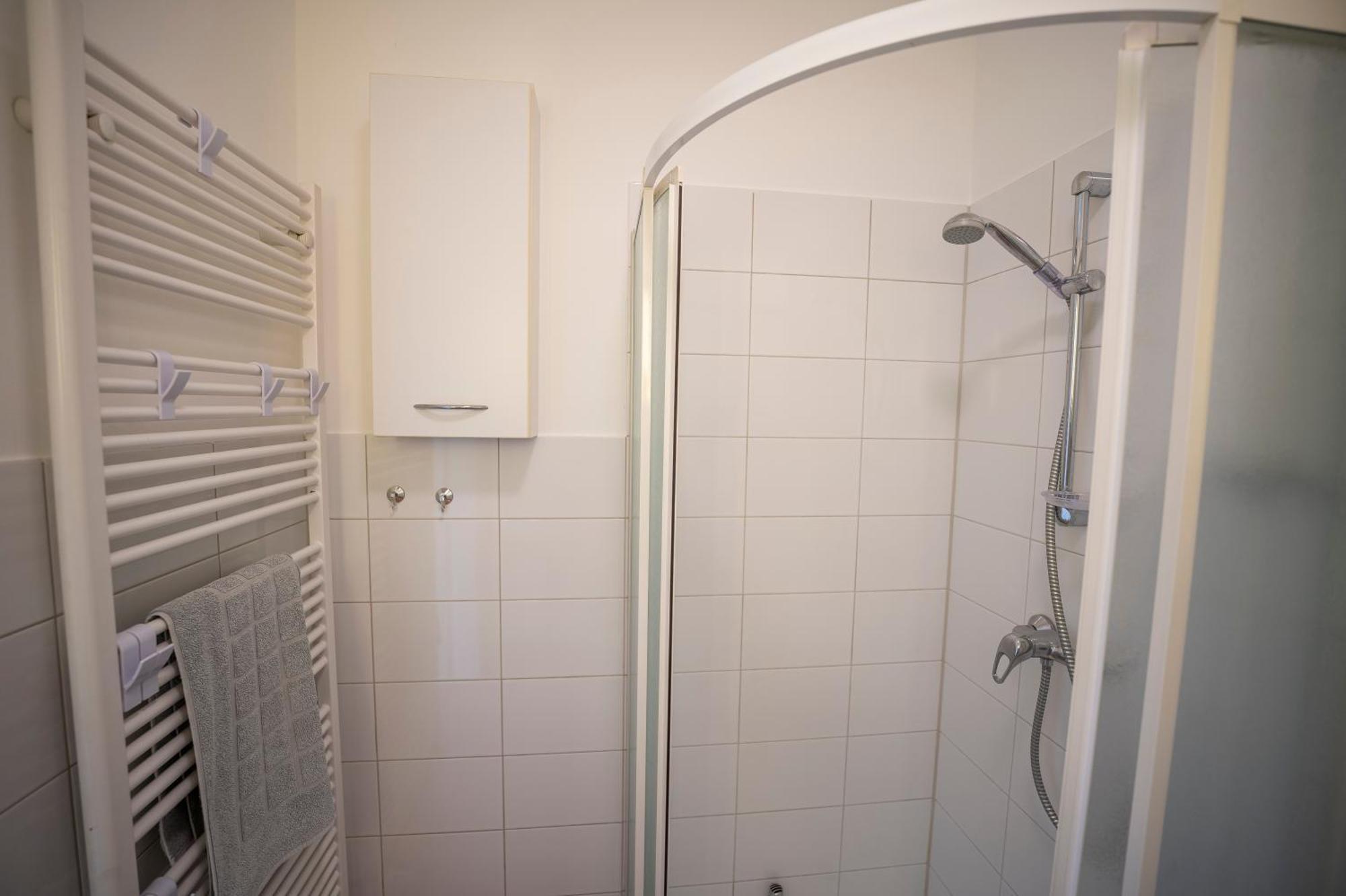 Ferienwohnung Haus Unterm Mammutbaum - Elberadweg Magdeburg Exterior foto