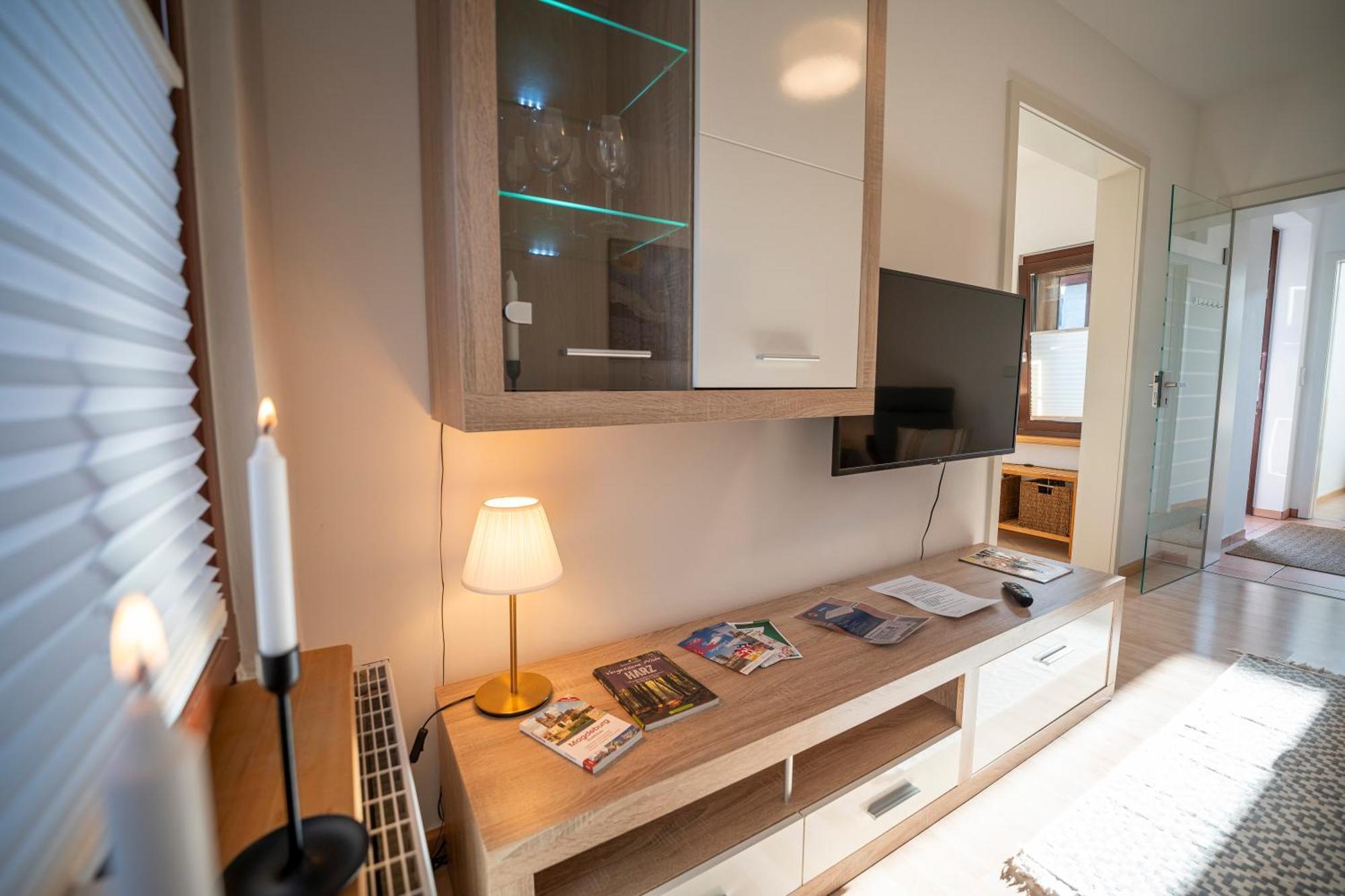 Ferienwohnung Haus Unterm Mammutbaum - Elberadweg Magdeburg Exterior foto