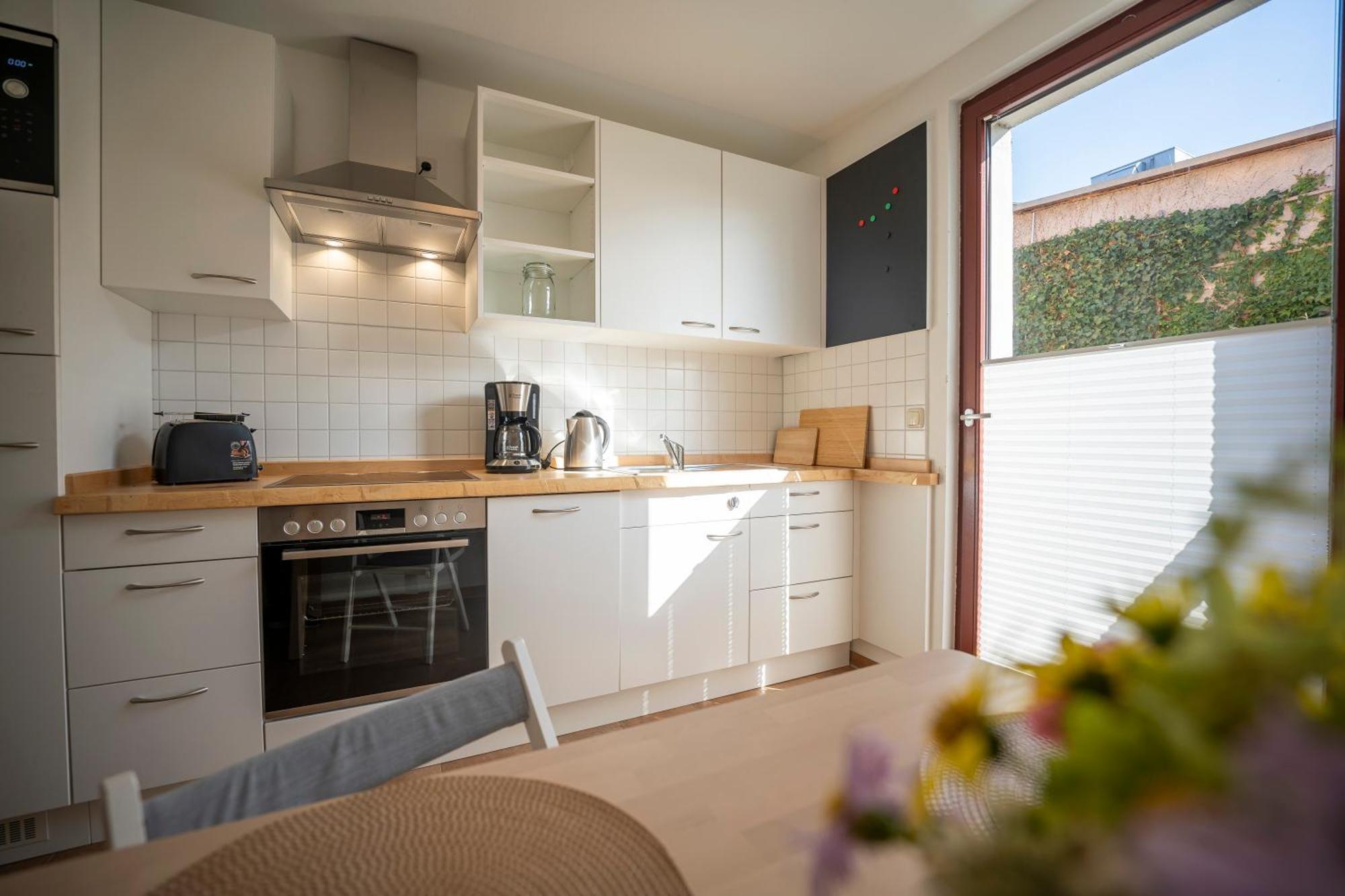 Ferienwohnung Haus Unterm Mammutbaum - Elberadweg Magdeburg Exterior foto