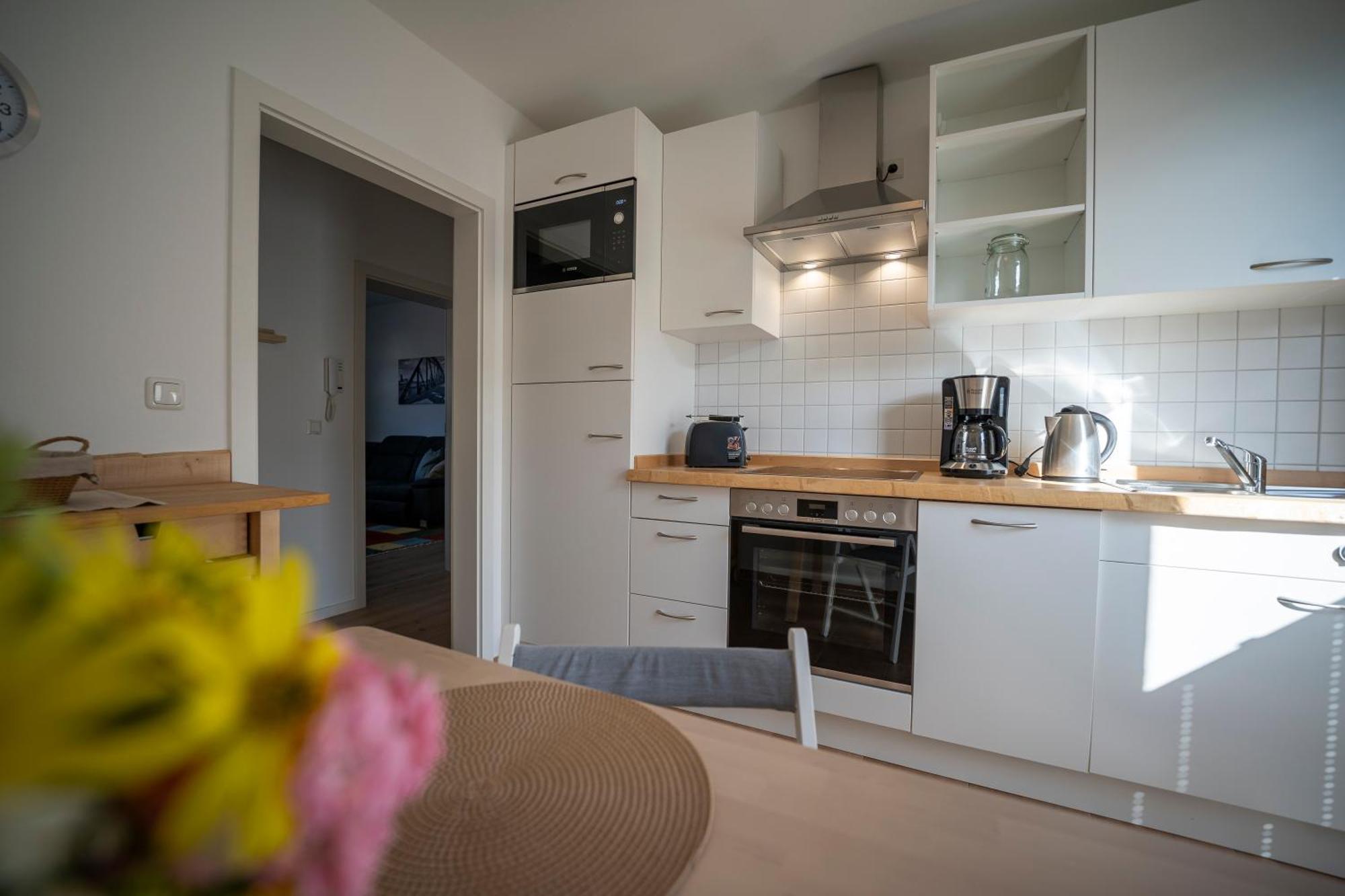 Ferienwohnung Haus Unterm Mammutbaum - Elberadweg Magdeburg Exterior foto